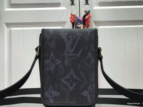 MESSENGER NANO VUITTON LOUIS AMAZON 0630